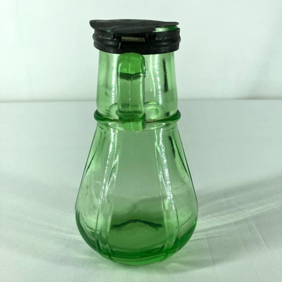 Vintage Hazel Atlas Green Uranium Depression Glass Syrup Pitcher With Lid 6”Tall - Picture 4 of 7